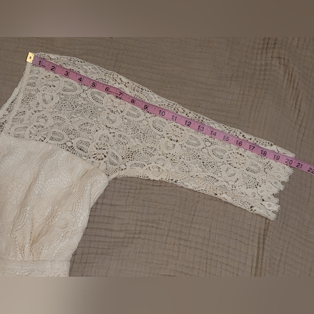 Kite and Butterfly French Lace "Rena" Boho Gown - Size Small - Picture 14 of 16